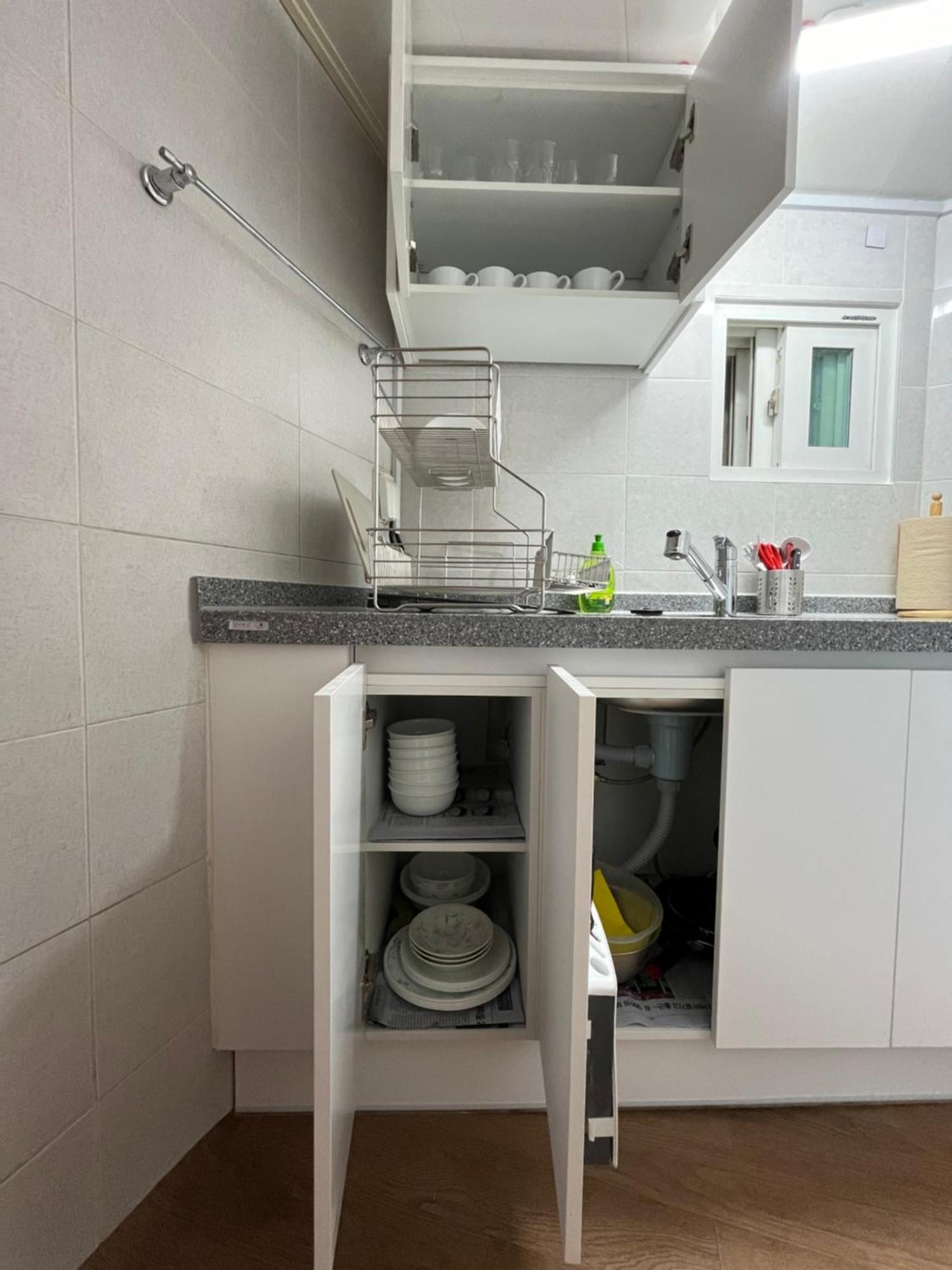 B My Guesthouse Сеул Екстериор снимка