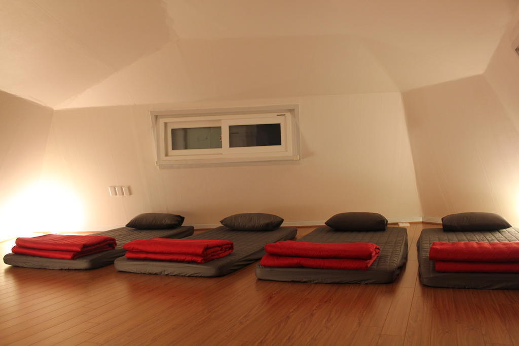 B My Guesthouse Сеул Екстериор снимка